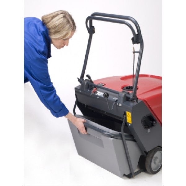 Аккумуляторная подметальная машина Cleanfix KS 650 IBC