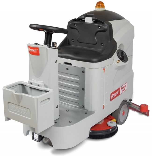 Аккумуляторная поломоечная машина с местом оператора Bennett Ranger R660b (с литиевым АКБ 150 а/ч) Аккумуляторная поломоечная машина с местом оператора Bennett Ranger R660b (с литиевым АКБ 150 а/ч)