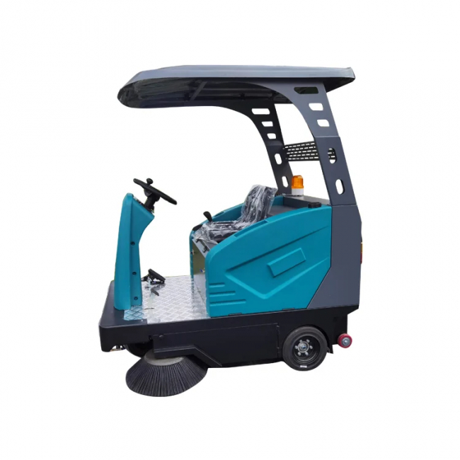 Аккумуляторный подметальный райдер VinnerMyer SW1400R-L Аккумуляторный подметальный райдер VinnerMyer SW1400R-L