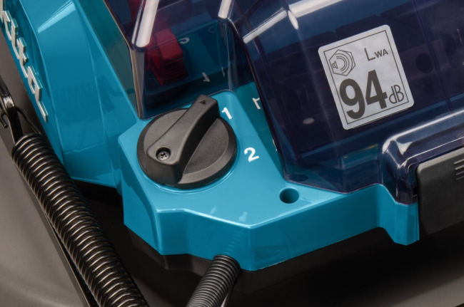 Аккумуляторная газонокосилка Makita DLM462Z  LXT BL 2х18В, 1600Вт, дека 46см, привод 2,5-5км/ч,3в1,ADT,XPT арт.DLM462Z