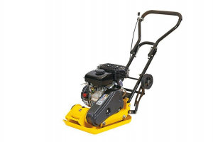 Виброплита TOR T-80 86 кг, 13кН Loncin бак, коврик, колесный комплект арт.1025049