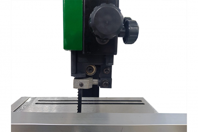 Вертикальная ленточная пила FABTEC BS8 Вертикальная ленточная пила FABTEC BS8