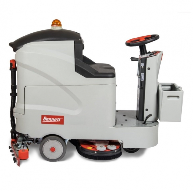 Аккумуляторная поломоечная машина с местом оператора Bennett Ranger R510b (с гелевыми АКБ 160 а/ч) Аккумуляторная поломоечная машина с местом оператора Bennett Ranger R510b (с гелевыми АКБ 160 а/ч)