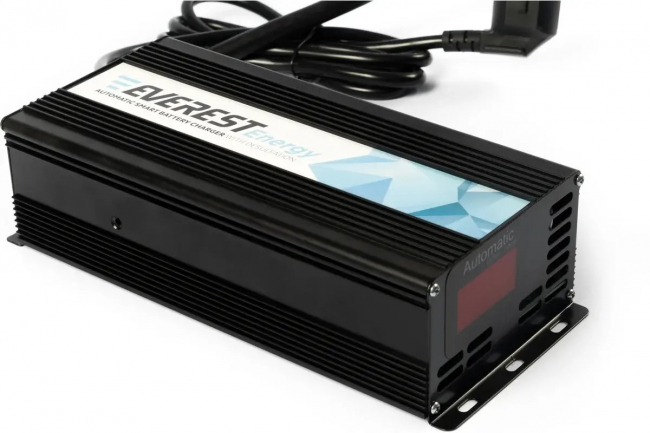  Зарядное Устройство Everest Energy QY500H-GEL 24V 8A арт.QY500H-24-08