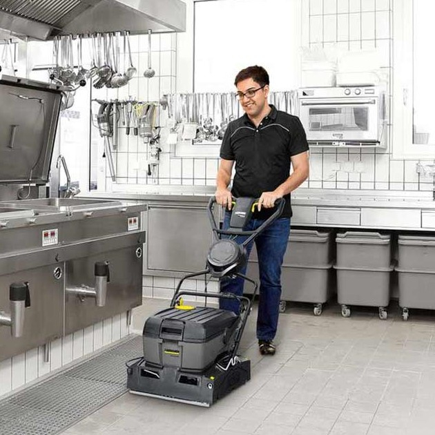 Ручная поломоечная машина Karcher BR 40/10 C Adv Ручная поломоечная машина Karcher BR 40/10 C Adv