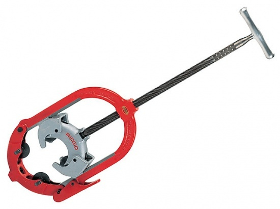 Труборез Ridgid 424-CI с хомутной защелкой