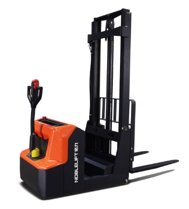 Самоходные штабелеры Noblelift PSE06BCB / PSE06NCB